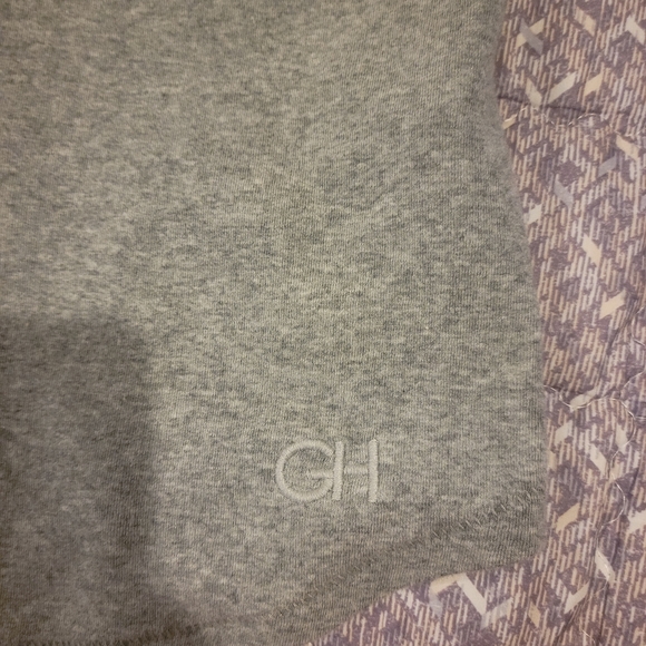 2 Gilly Hicks camisole - Picture 6 of 10